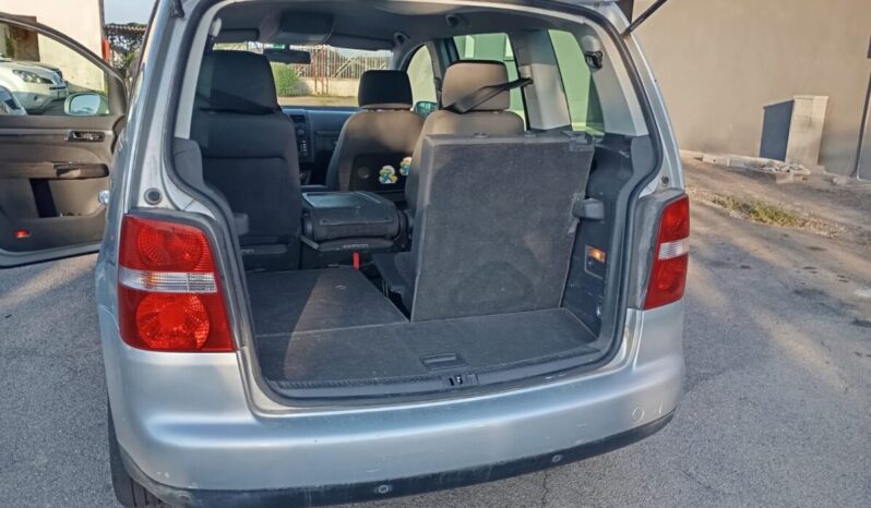VOLKSWAGEN-Touran Versione 2.0 TDI 136CV Trendline pieno