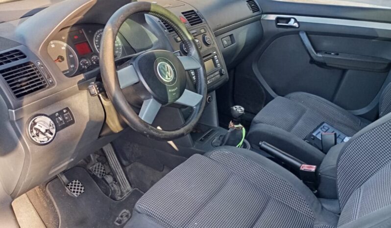 VOLKSWAGEN-Touran Versione 2.0 TDI 136CV Trendline pieno