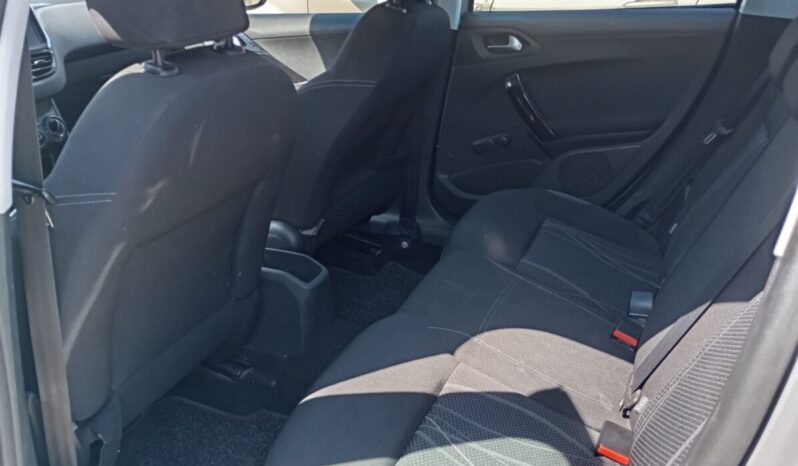 PEUGEOT 208 1o serie PureTech Allure pieno